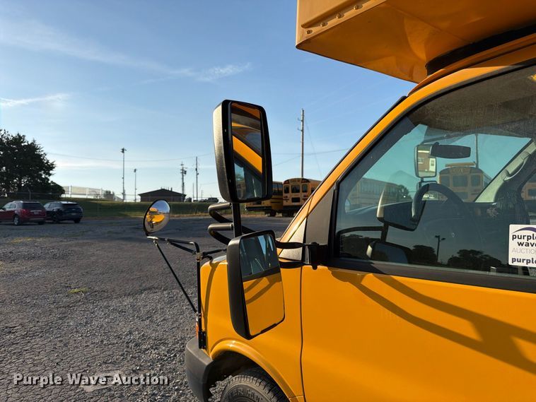image for item FK3400 2012 Thomas Minotour school bus