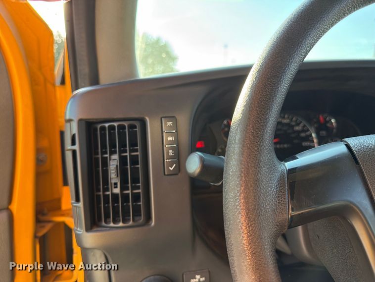 image for item FK3400 2012 Thomas Minotour school bus