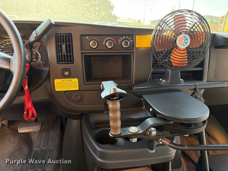 image for item FK3400 2012 Thomas Minotour school bus