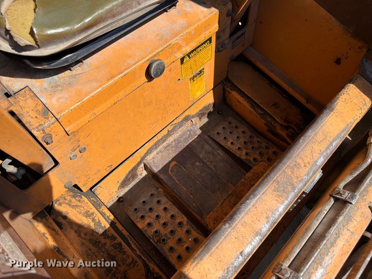 image for item FK3416 1993 Case 1840 skid steer loader
