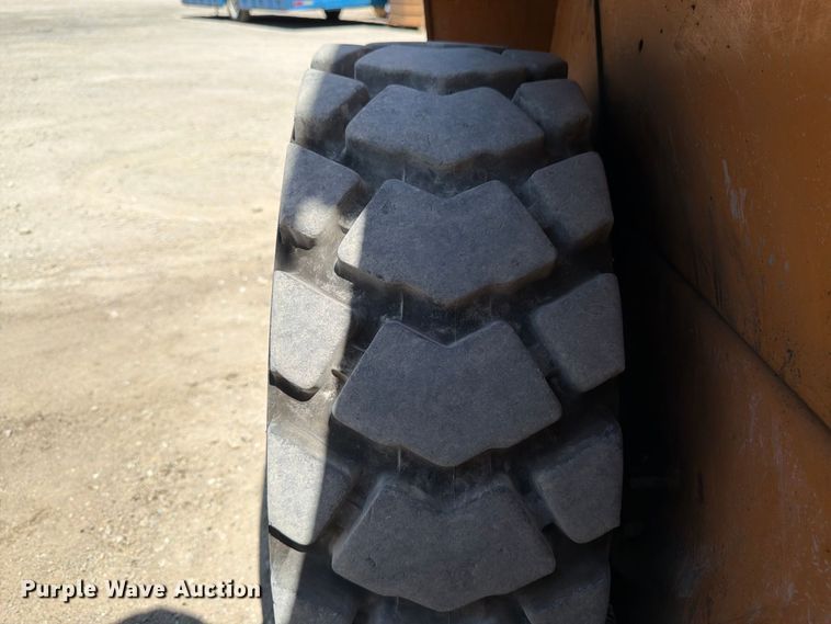 image for item FK3416 1993 Case 1840 skid steer loader