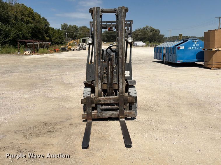 image for item FK3417 Yale GLP050RENUAE089 forklift