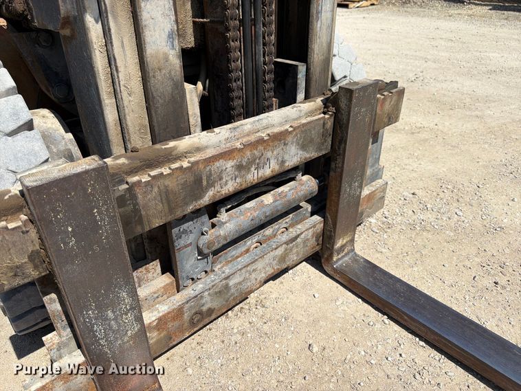 image for item FK3417 Yale GLP050RENUAE089 forklift