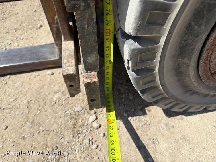 image for item FK3417 Yale GLP050RENUAE089 forklift