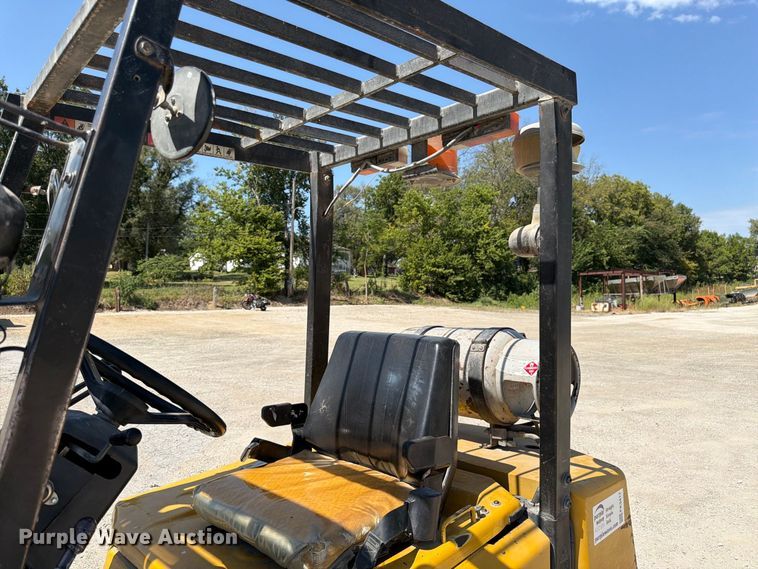 image for item FK3417 Yale GLP050RENUAE089 forklift