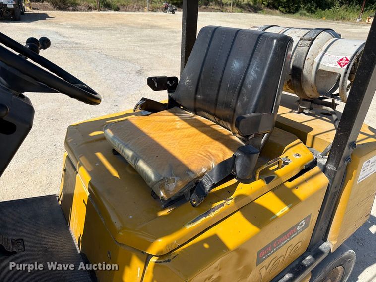 image for item FK3417 Yale GLP050RENUAE089 forklift