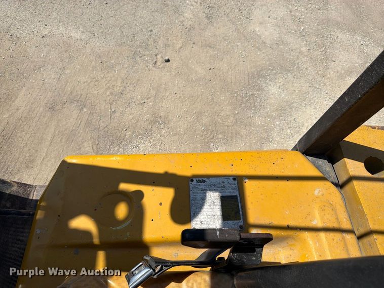 image for item FK3417 Yale GLP050RENUAE089 forklift