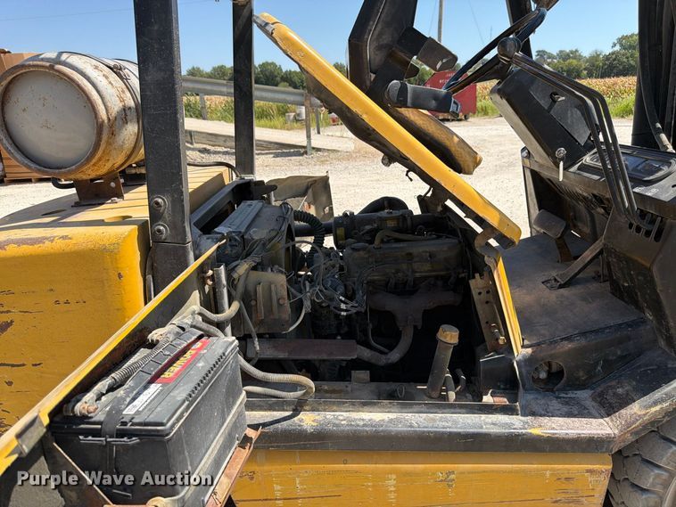 image for item FK3417 Yale GLP050RENUAE089 forklift