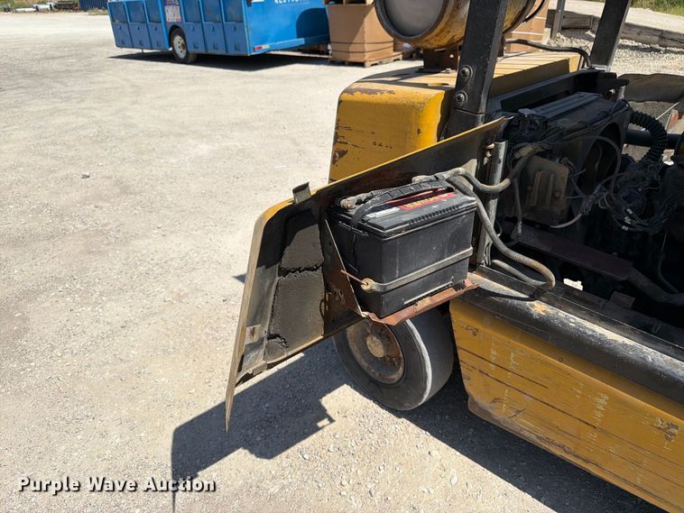 image for item FK3417 Yale GLP050RENUAE089 forklift
