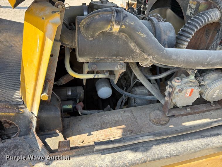 image for item FK3417 Yale GLP050RENUAE089 forklift