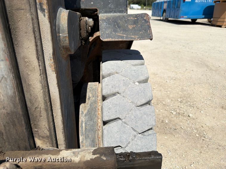 image for item FK3417 Yale GLP050RENUAE089 forklift