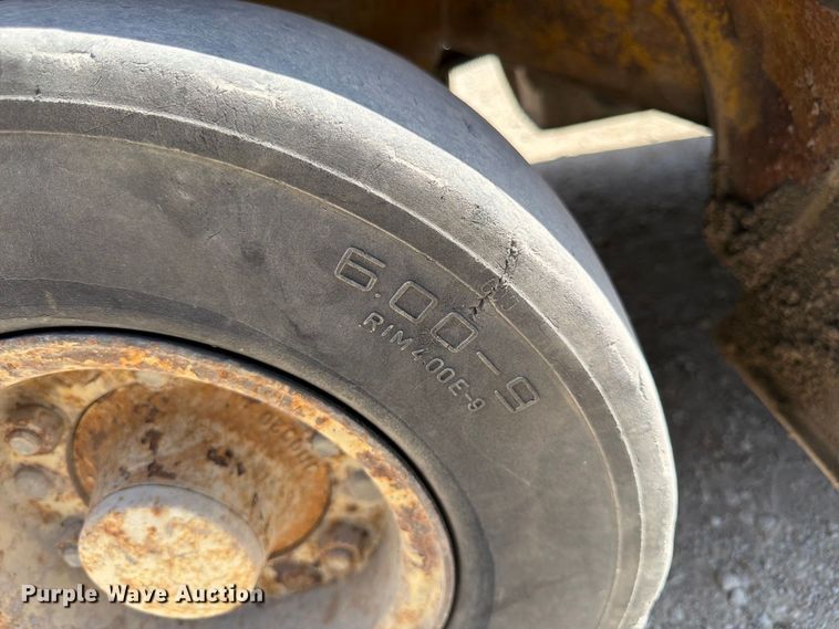 image for item FK3417 Yale GLP050RENUAE089 forklift