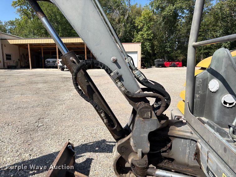 image for item FK3418 2011 Volvo EC35C mini excavator