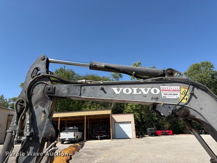image for item FK3418 2011 Volvo EC35C mini excavator