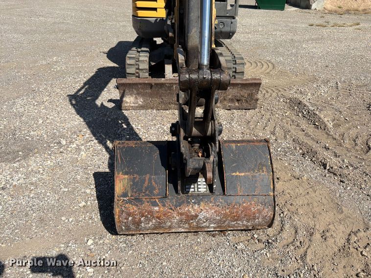 image for item FK3418 2011 Volvo EC35C mini excavator