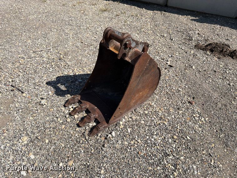 image for item FK3418 2011 Volvo EC35C mini excavator