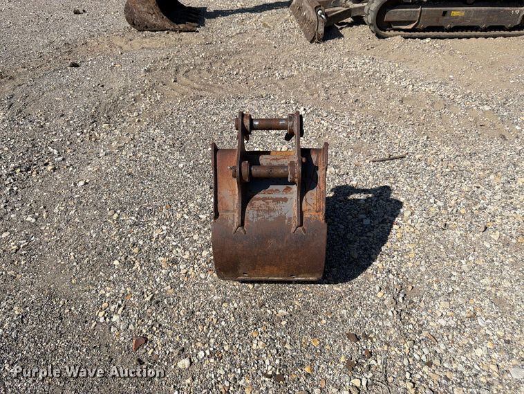 image for item FK3418 2011 Volvo EC35C mini excavator