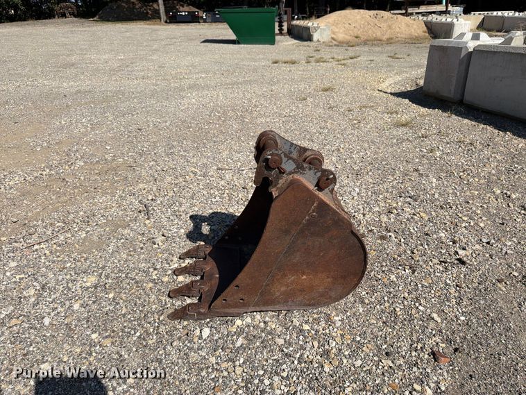 image for item FK3418 2011 Volvo EC35C mini excavator