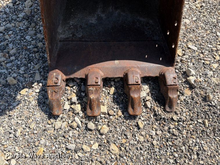 image for item FK3418 2011 Volvo EC35C mini excavator
