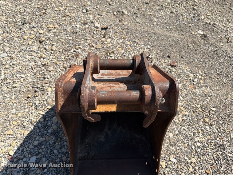 image for item FK3418 2011 Volvo EC35C mini excavator