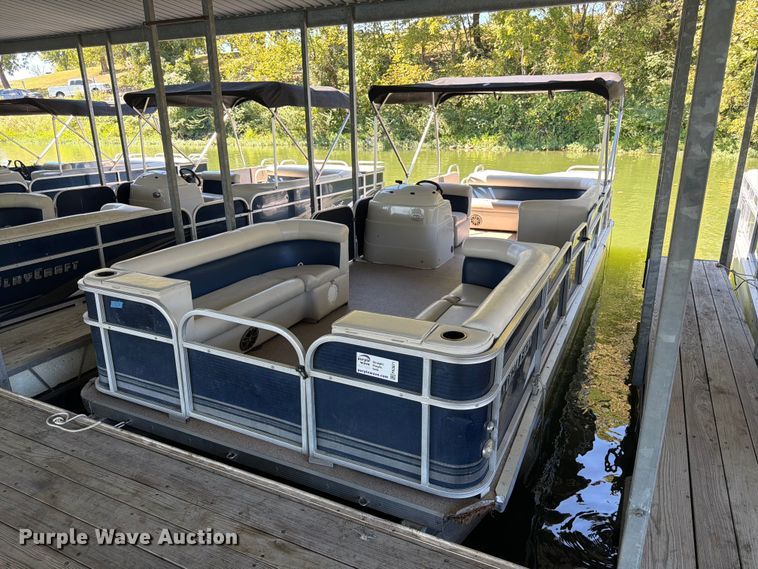 image for item FK3671 2020 Playcraft  P-2400 pontoon boat