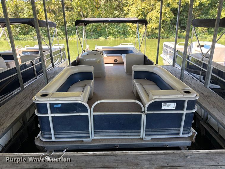 image for item FK3671 2020 Playcraft  P-2400 pontoon boat