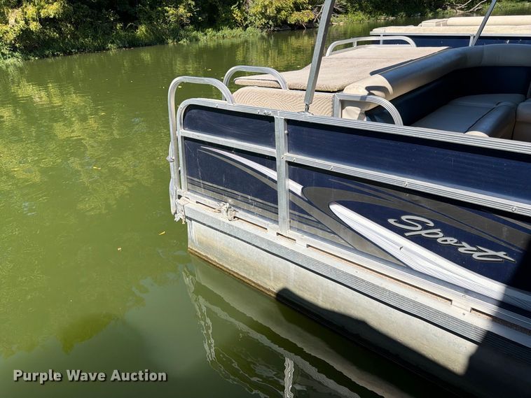 image for item FK3671 2020 Playcraft  P-2400 pontoon boat