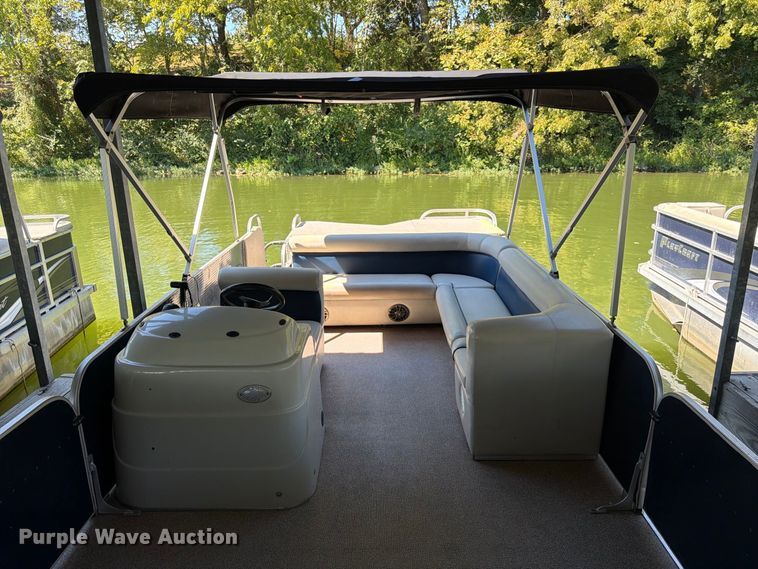 image for item FK3671 2020 Playcraft  P-2400 pontoon boat