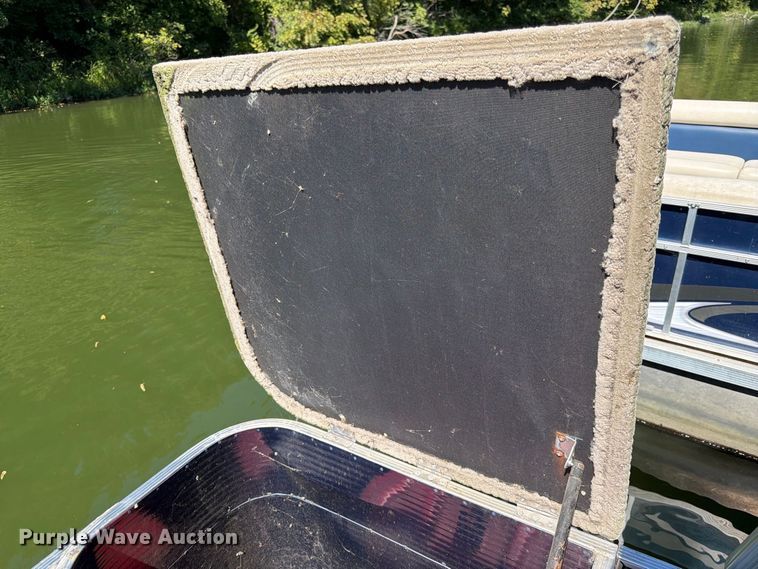 image for item FK3671 2020 Playcraft  P-2400 pontoon boat