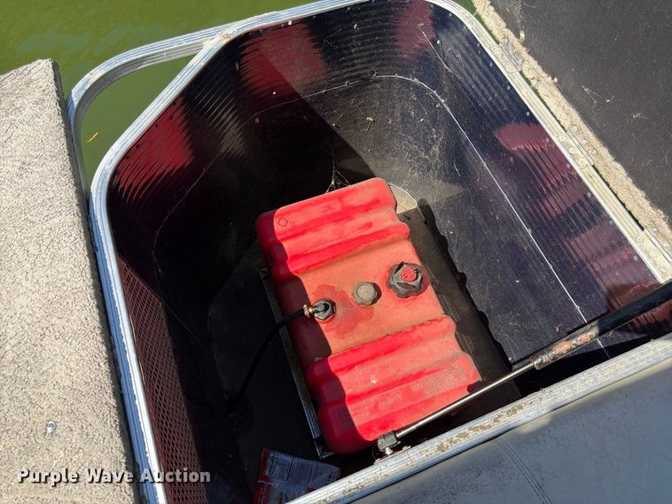 image for item FK3671 2020 Playcraft  P-2400 pontoon boat