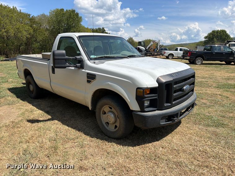 image for item FK5102 2008 Ford F250 Super Duty pickup truck