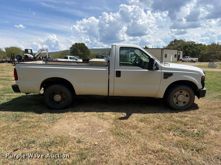 image for item FK5102 2008 Ford F250 Super Duty pickup truck