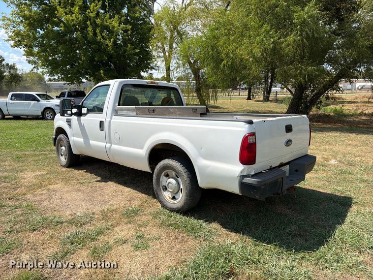 image for item FK5102 2008 Ford F250 Super Duty pickup truck
