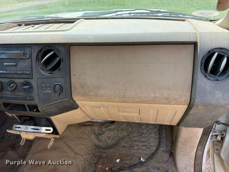 image for item FK5102 2008 Ford F250 Super Duty pickup truck