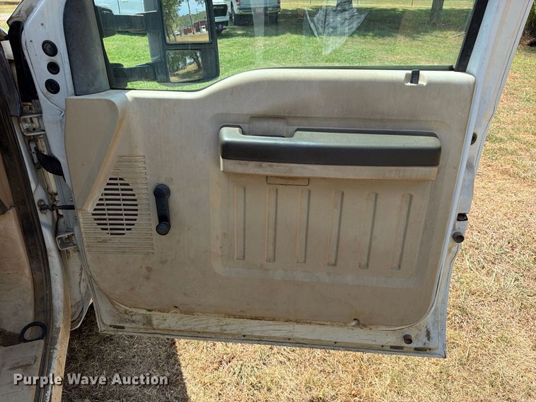 image for item FK5102 2008 Ford F250 Super Duty pickup truck