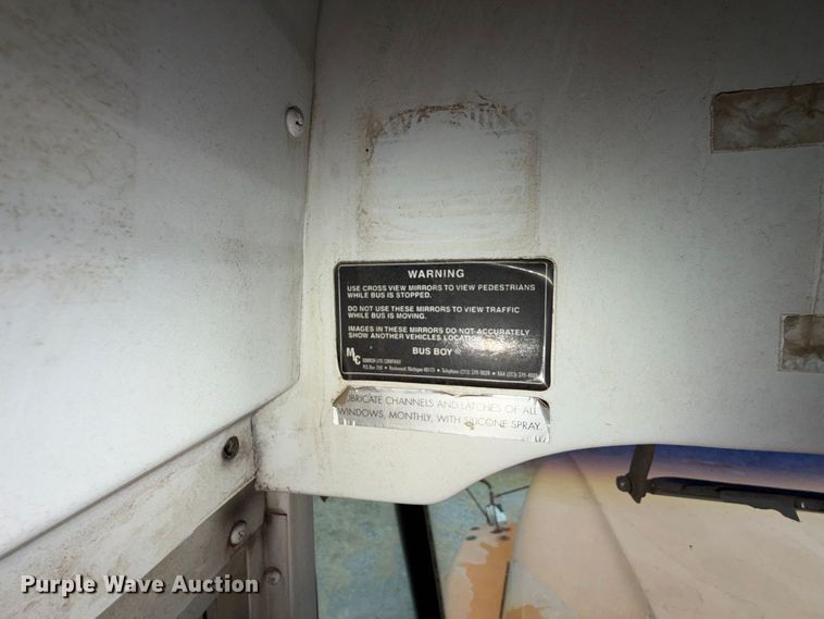 image for item FK5144 2001 International 3800 school bus