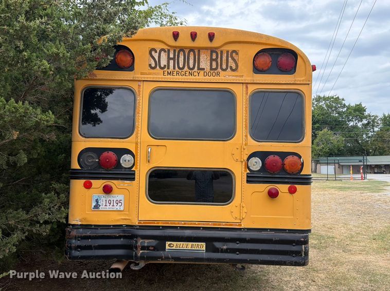 image for item FK5145 2002 Chevrolet B7 school bus
