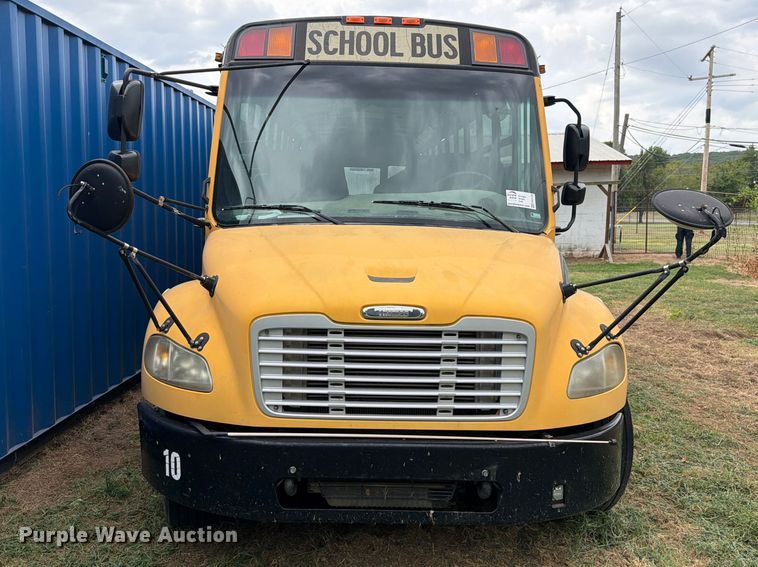 image for item FK5146 2009 Freightliner B2 school bus
