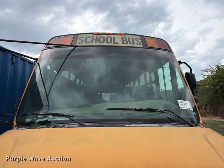 image for item FK5146 2009 Freightliner B2 school bus