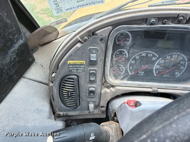 image for item FK5146 2009 Freightliner B2 school bus