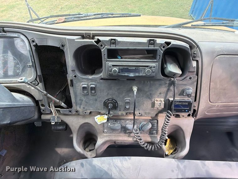 image for item FK5146 2009 Freightliner B2 school bus