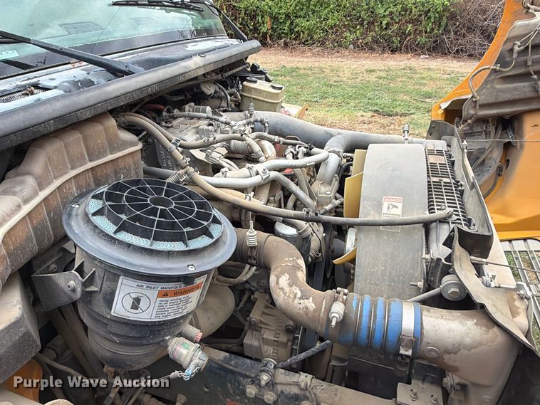 image for item FK5146 2009 Freightliner B2 school bus