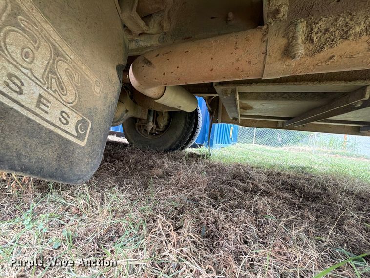 image for item FK5146 2009 Freightliner B2 school bus