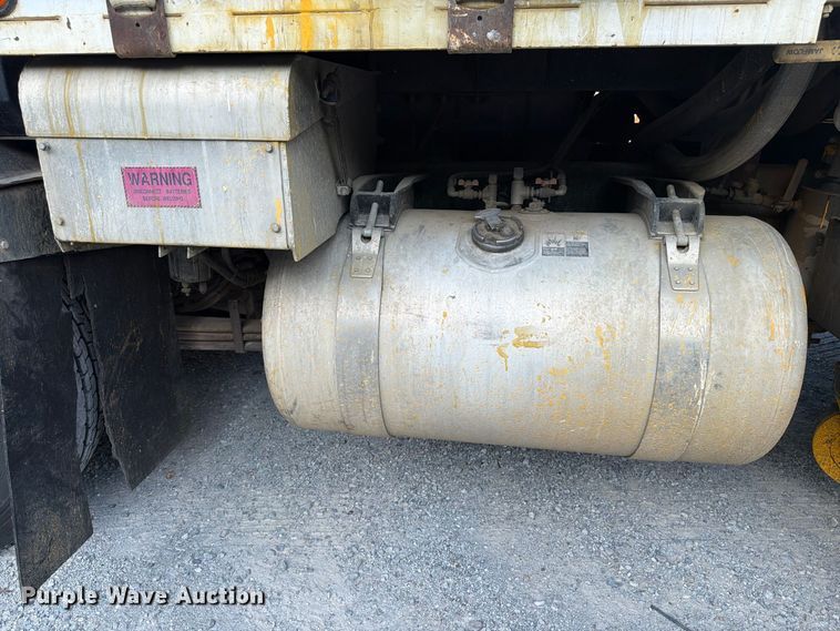 image for item FN2046 2013 Peterbilt 320 paint striper truck