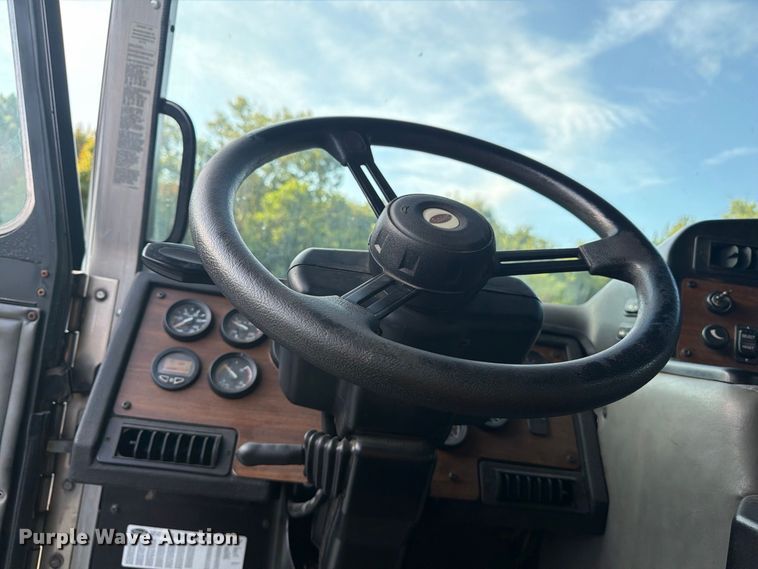 image for item FN2046 2013 Peterbilt 320 paint striper truck