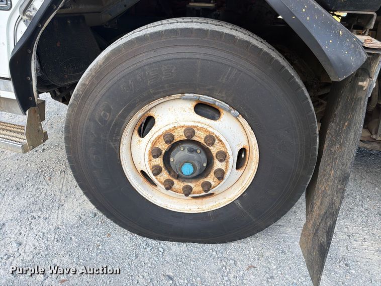 image for item FN2046 2013 Peterbilt 320 paint striper truck