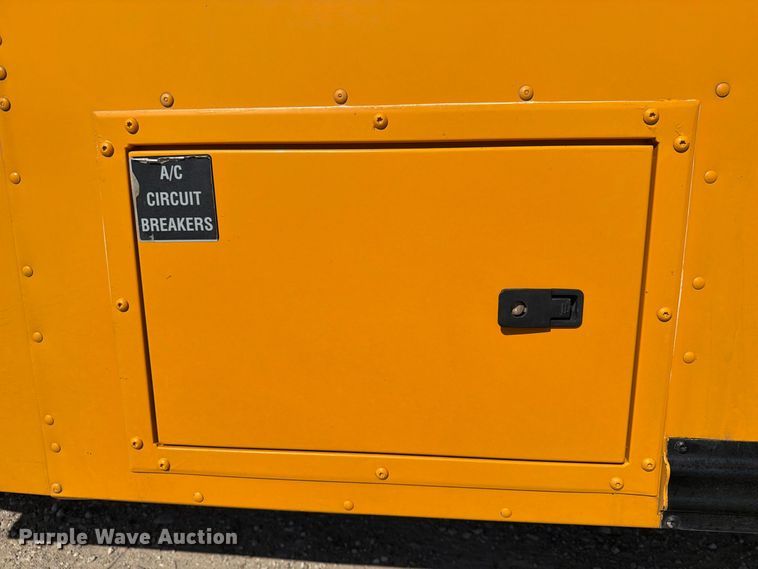 image for item FN2563 2018 Blue Bird BB Conventional school bus