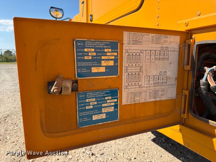 image for item FN2563 2018 Blue Bird BB Conventional school bus