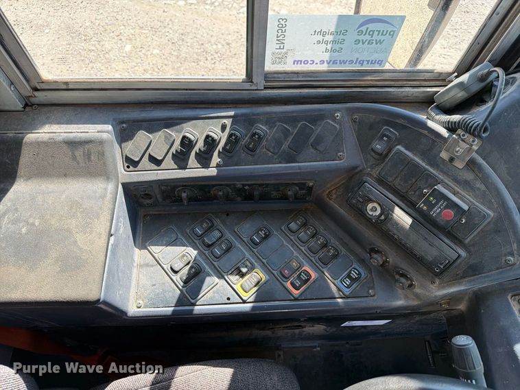 image for item FN2563 2018 Blue Bird BB Conventional school bus