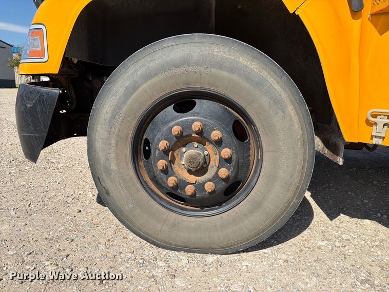 image for item FN2563 2018 Blue Bird BB Conventional school bus